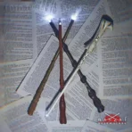 VARITAS DE LUZ - HOGWARTS (Harry Potter)